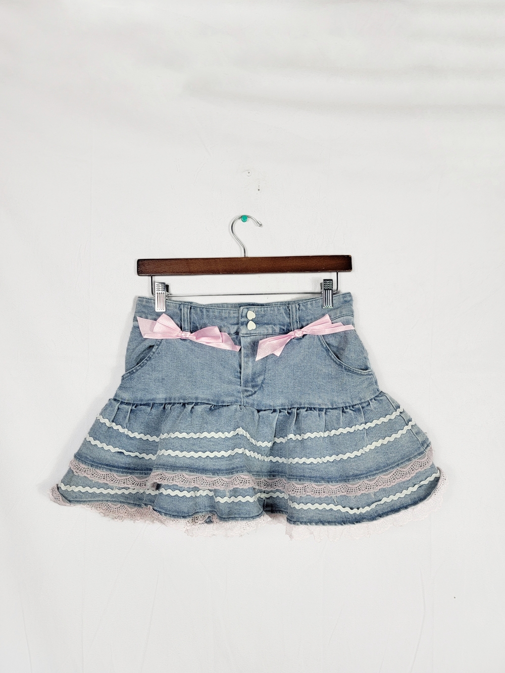 Women's Small Sweet Society Ruffle Skirt